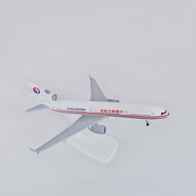 20CM合金飞机模型仿真客机合金静态摆件麦道东航MD-11