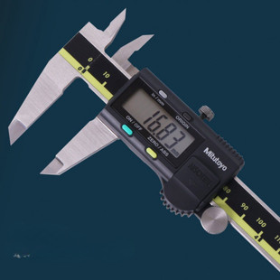日本三丰数显卡尺三丰游标高精度数显游标卡尺尺三丰游标卡尺进口