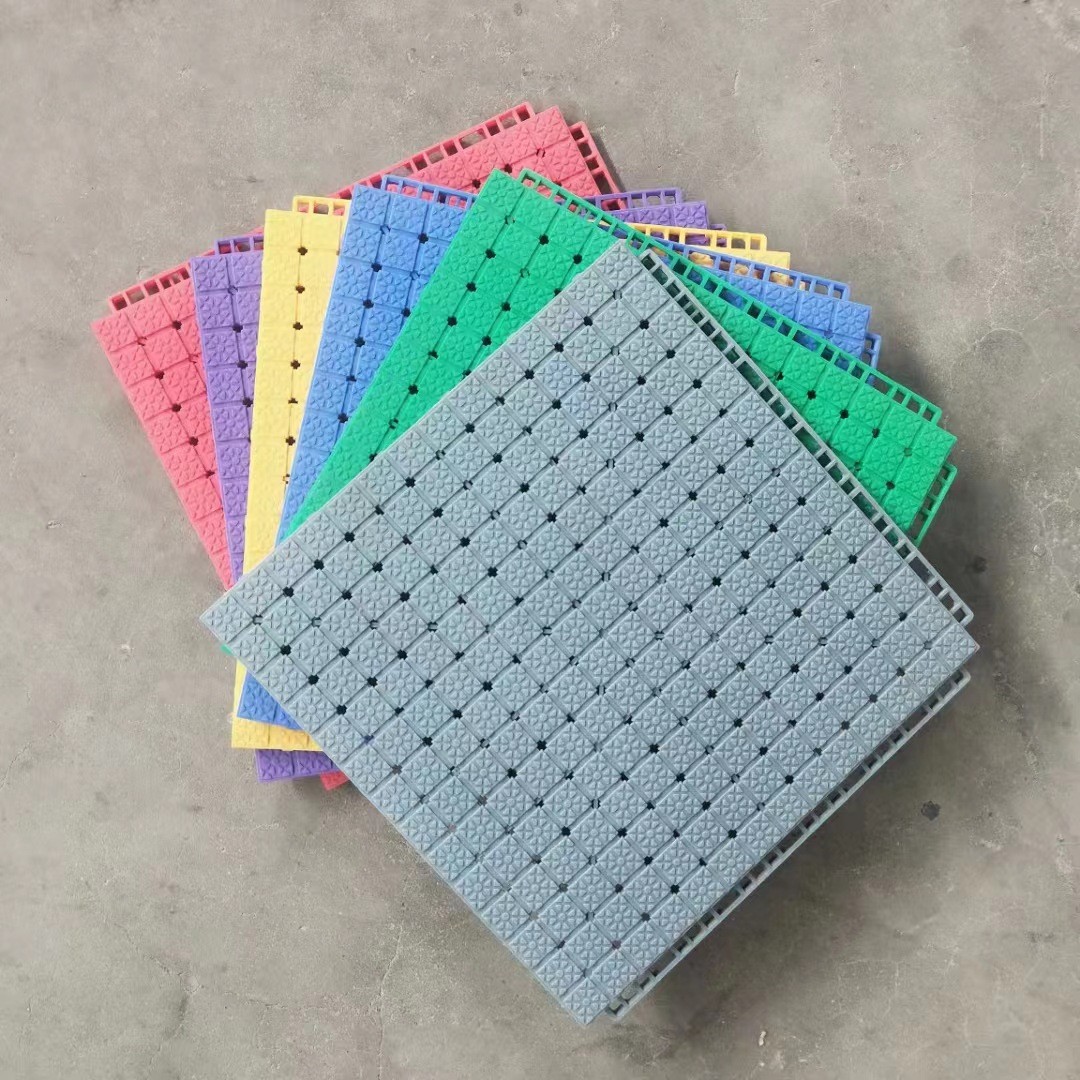 幼儿园室外地垫篮球场户外操场跑道软塑拼装悬浮地板