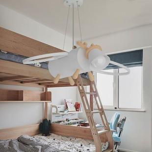 北欧创意时尚 吊灯卡通简约客房客厅原木卧室灯具 小鹿护眼儿童风格