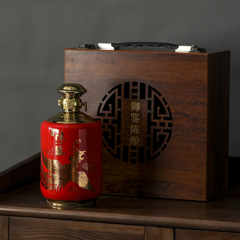 陶瓷创意小酒瓶 2斤泡酒瓶专用摆件装饰窖藏龙凤白酒空酒瓶