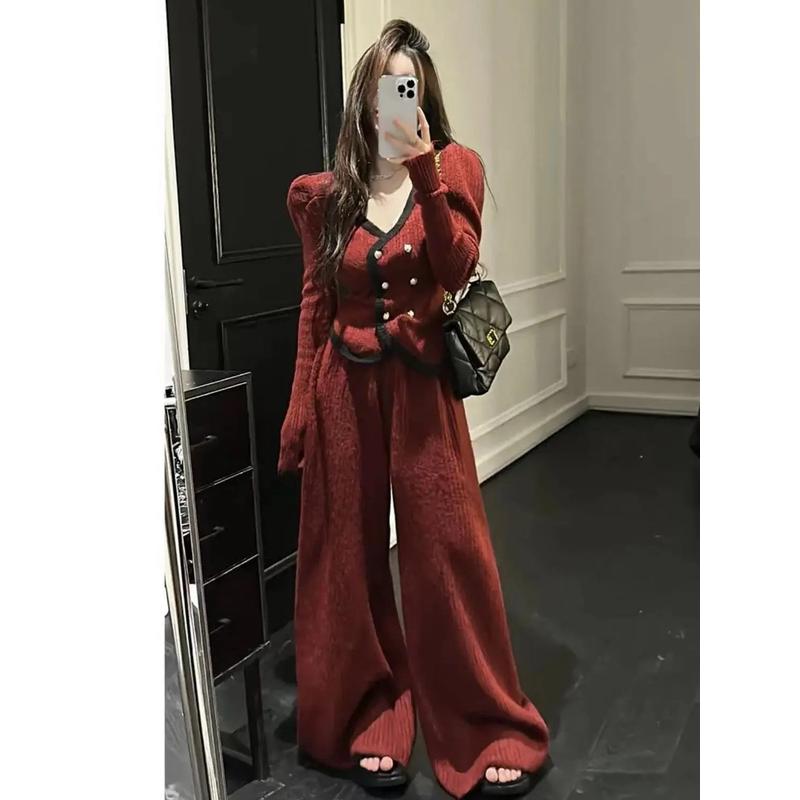 新年战袍双排扣长袖毛衣套装女时髦秋冬款气质显瘦两件套女