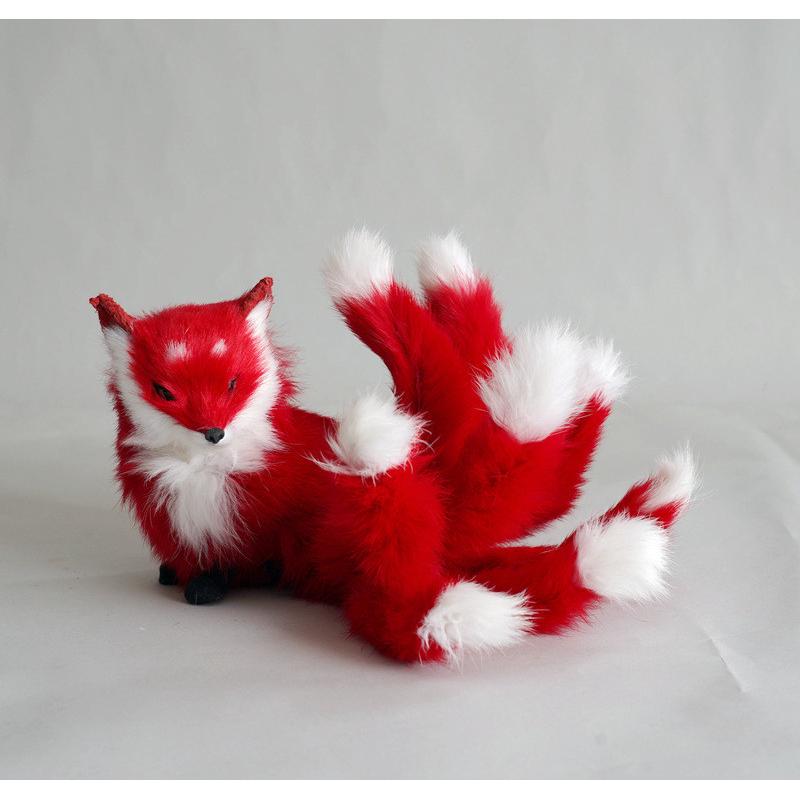仿真狐狸摆件场景布置白色狐橱窗九尾狐摆件动物模型