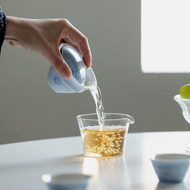 A5L手绘樱花雾蓝旅行茶具防烫手玻璃快客杯户外陶瓷一壶二杯茶具