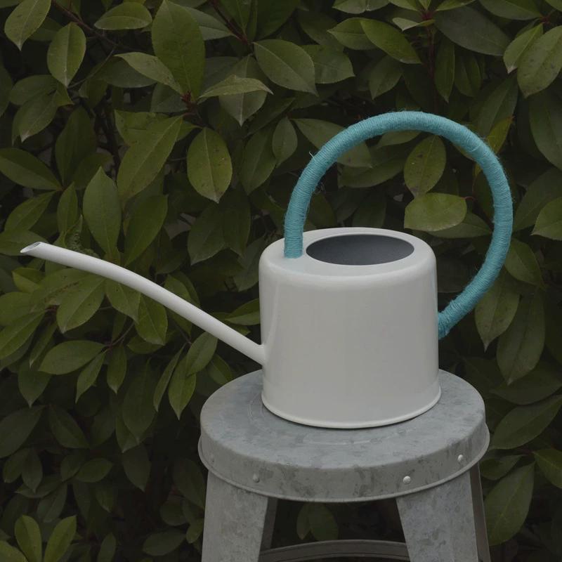 铖源园艺家用长嘴浇花壶阳台彩色复古淋花尖嘴彩色麻绳包把手壶浇