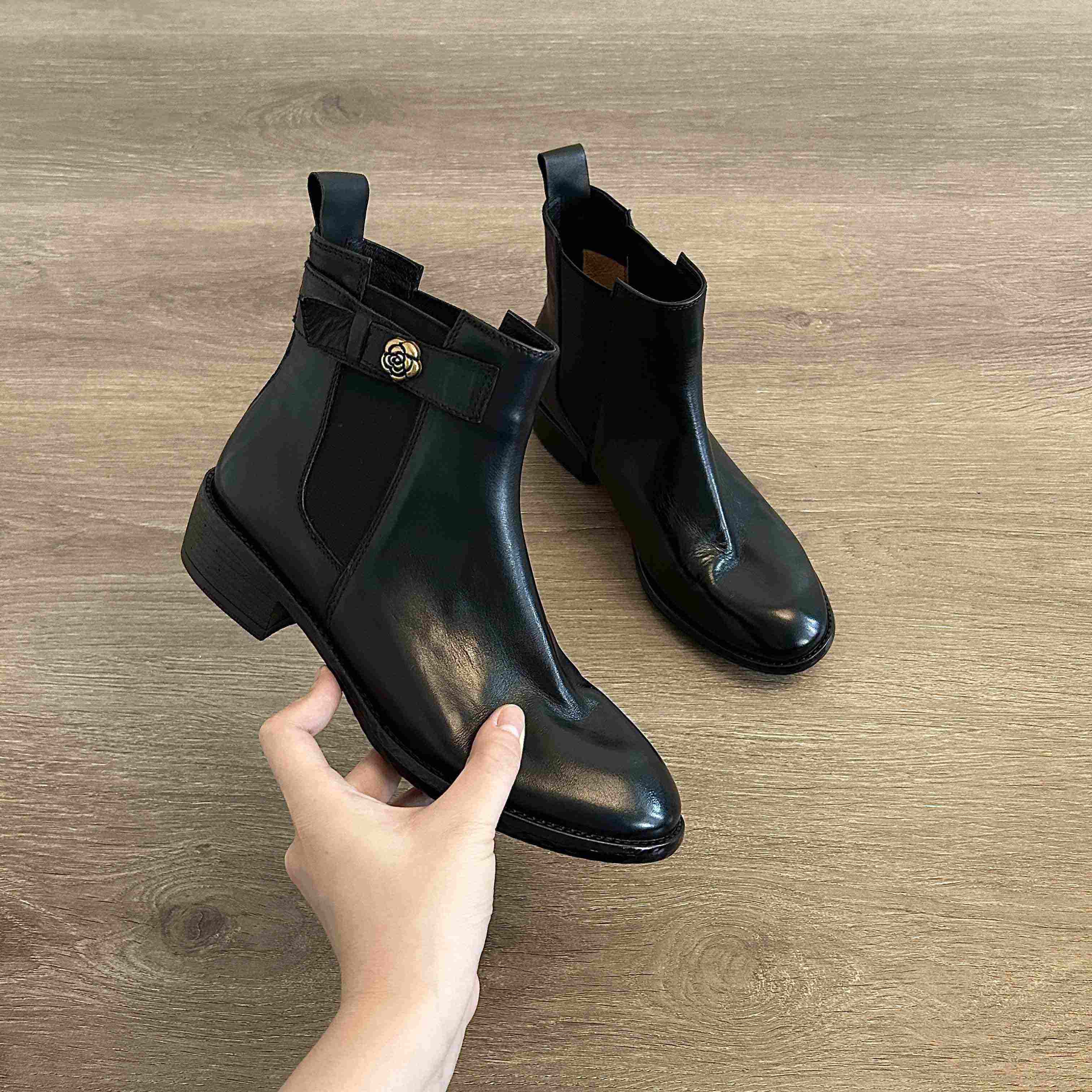 Dannyfrey山茶花女秋冬季