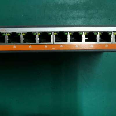 TG-NET万网博通P1009D-8POE-v2。