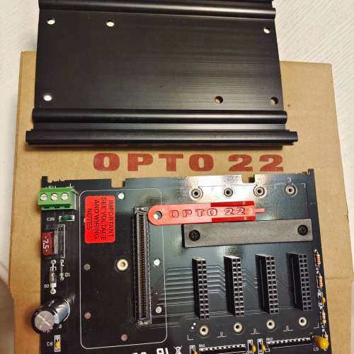 全新OPTO22 SNAP-PAC-RCK4底板拓展板