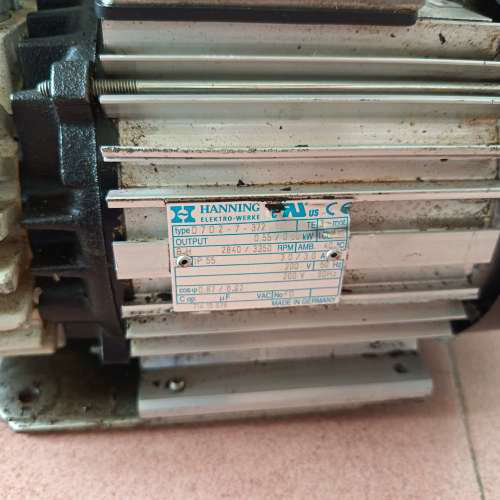 德国莱宝leybold真空泵SV16B  实物如图所示，功能