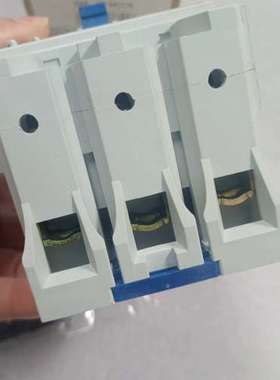 全新MEM塑壳断路器MGL323，3P32A，适合多种场合使