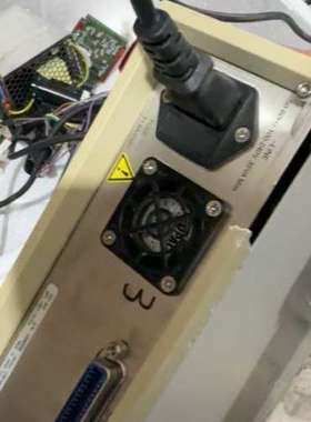 OTF-920 santec可调光滤波器，成色如图，钥匙断机