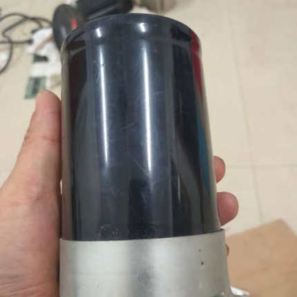 dc25v330000uf电容，成色漂亮，功能完好