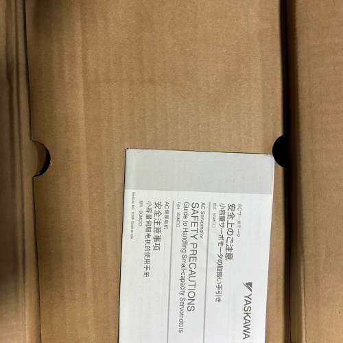 全新安川伺服电机SGM7J-08AFC6E，2019年6月生