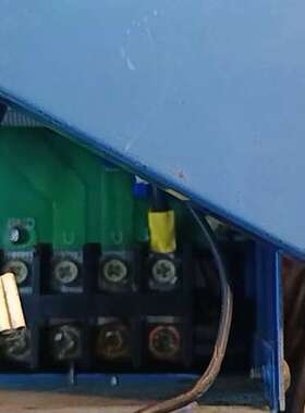 日拓变频器HL3000-4075-T实物拍一台，功能正常使用