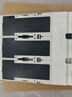 ABB塑壳断路器XT5H400，400A，320A各一台，选