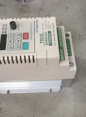 东元变频器SPEECON 7200CX，型号JNTSBDBA