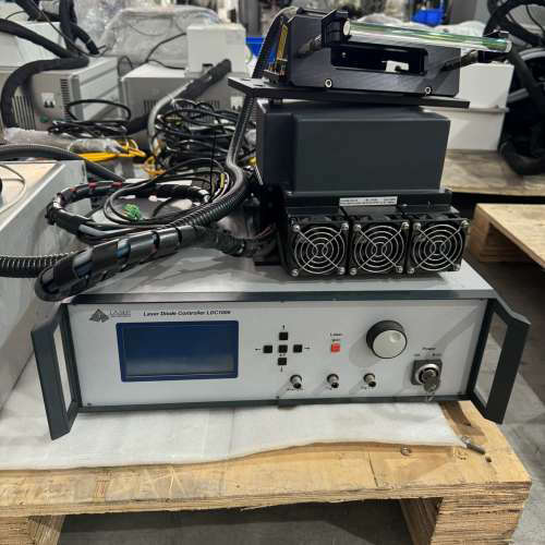 LASER LDC1000-6-6激光二极管控制器 15议价