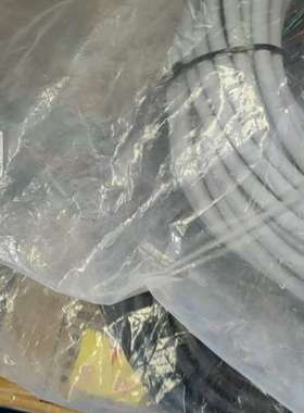 301172-15M 301171-15M 301176-1