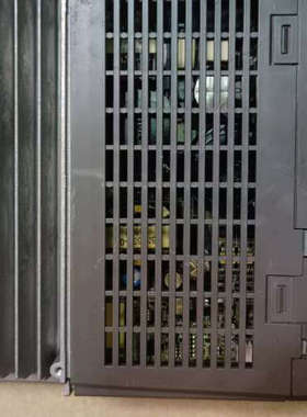 富士伺服驱动器: RTC101D3-VVT2 100W  拆