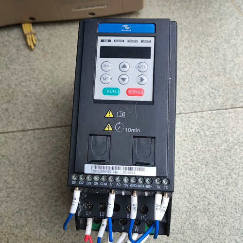 汇川拆机变频器MD200SO.4B