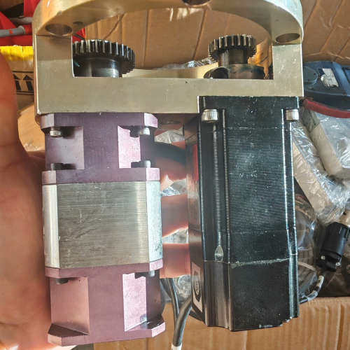 半导体 转台 一套 P30B04010DXS1CM