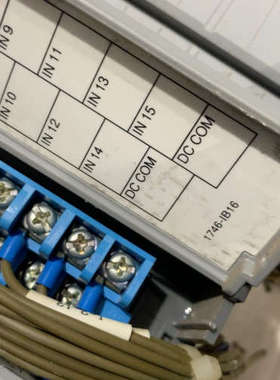 AB PLC 1747-L551 17476-NO4I 17