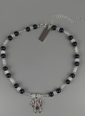 暗黑镶钻蜘蛛吊坠项链嘻哈圆珠小众黑白串珠潮配饰品锁骨链