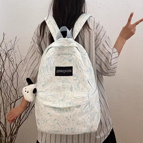 韩系小众书包女生大学生高颜值简约轻便百搭休闲背包女双肩包