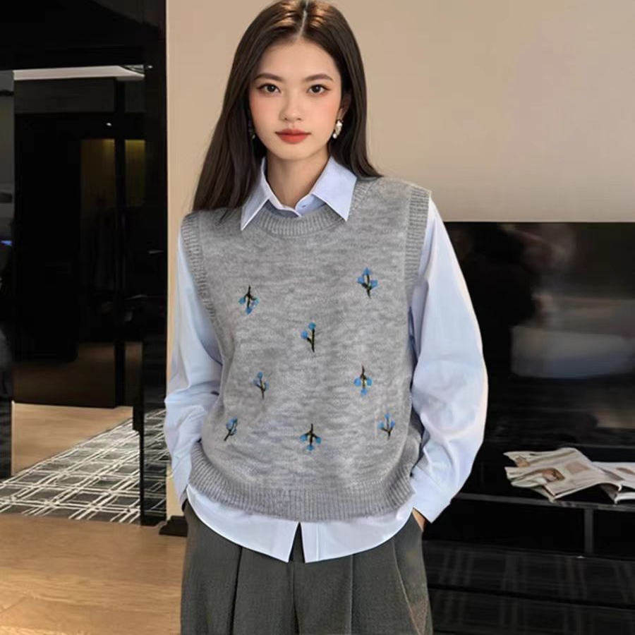 韩版刺绣小花针织马甲女秋冬复古学院风百搭显瘦叠穿圆领毛衣背心,女装/女士精品,马夹,淘宝优惠券,粉丝福利购,淘宝优惠卷