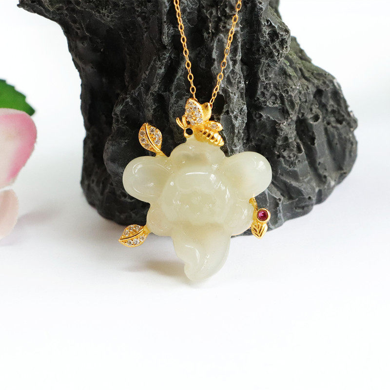 玉金珠宝:S925银镶天然和田玉吊坠白玉莲花项链f2100704A