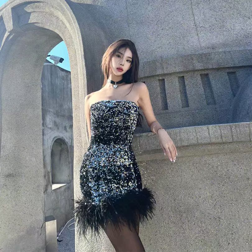 亮片抹胸连衣裙短款名媛气质高级感2024年春季新款法式性感裙子女