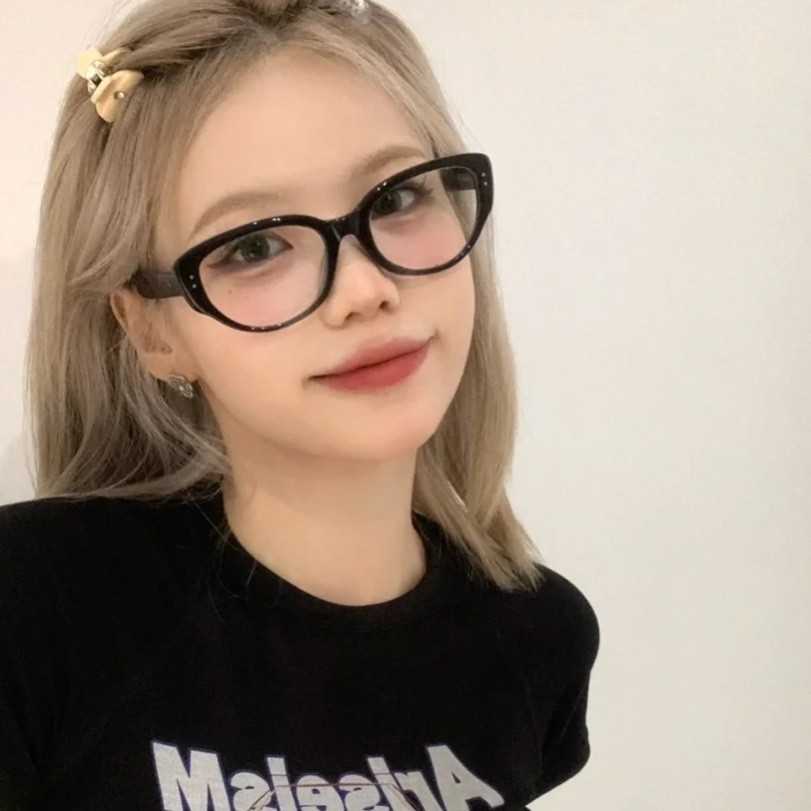 森蓝家韩版氛围感女素颜神器黑色猫眼平光镜网红韩版凹造型街拍