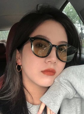 森蓝家新款网红同款时尚男女韩版潮流街拍米钉太阳镜复古个性墨镜