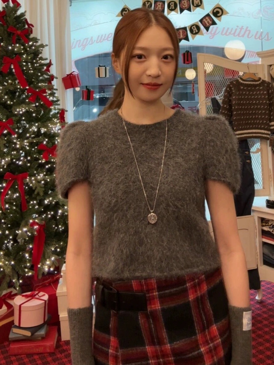 grove2023冬季新款韩国东大门圣诞新年限定款羊驼毛短袖针织上衣