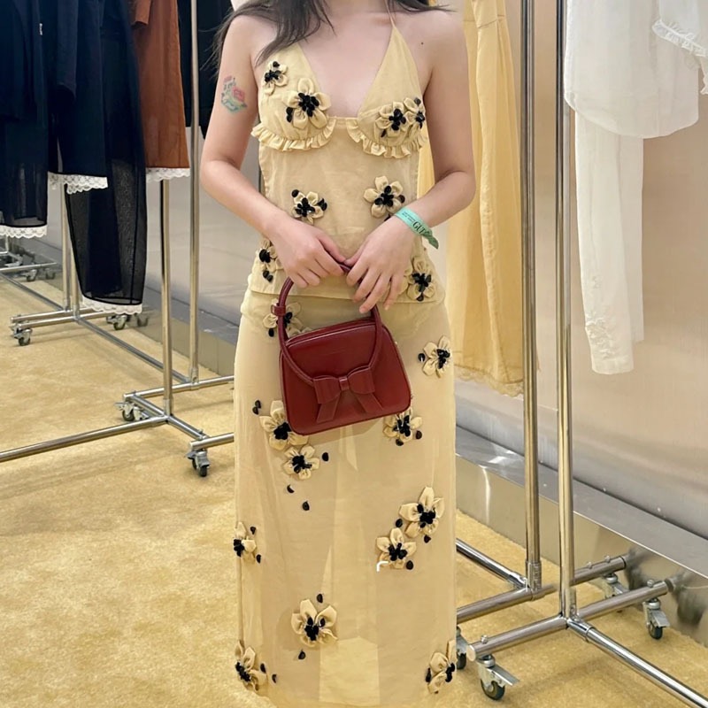 【高品质】shushu夏季新品高级小众时髦tong吊带露背上衣半裙sst