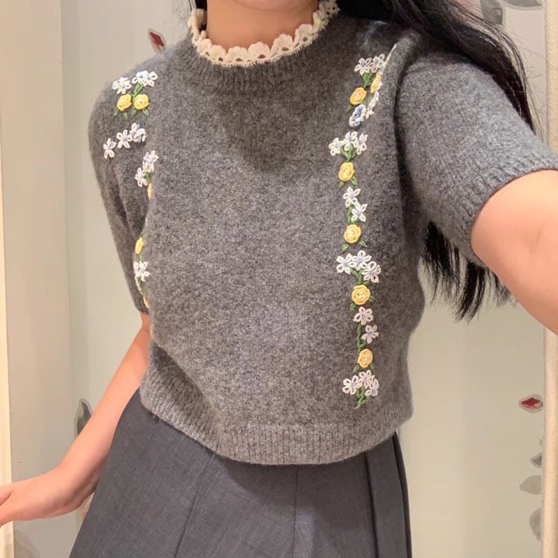 SST圣诞新年款纯手工立体绣花软糯针织shushu短袖上衣毛衣tong