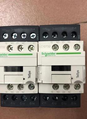 LC2DT326M7 (LC1DT32M7C*2  LAD9V2*1) TeSys D changeover conta