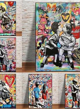 Street Grffiti Boy nd Girl Kissing Holding Hnds Hugging