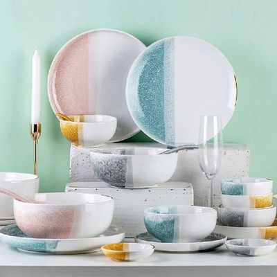 Ceramic Dinnerware Set With Gradient Color Golden Rim Flat