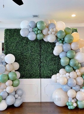 33pcs Avocado Green Metal Gold Balloon Kit With Figure Ballo