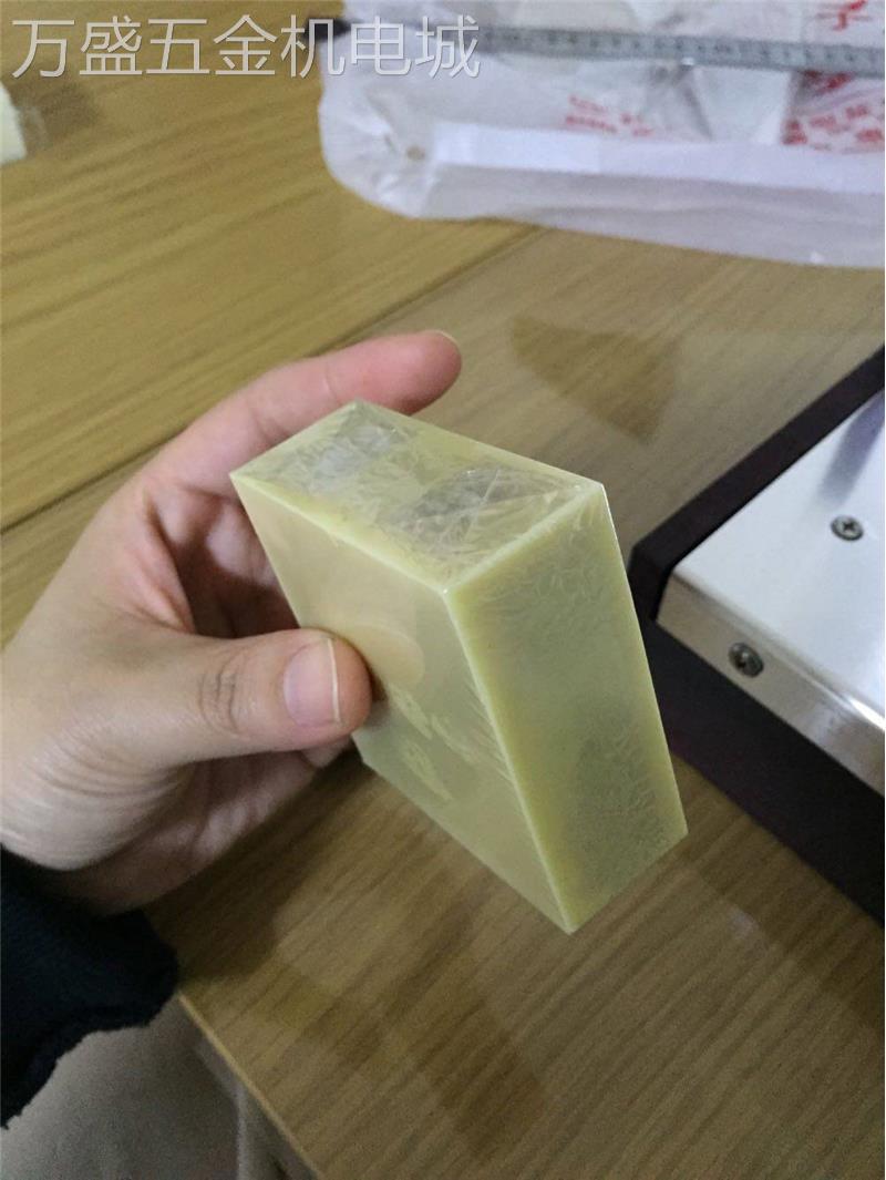 BOPP烟包膜高透玻璃纸热塑封烫膜收缩三维礼盒包装订做加易撕拉线