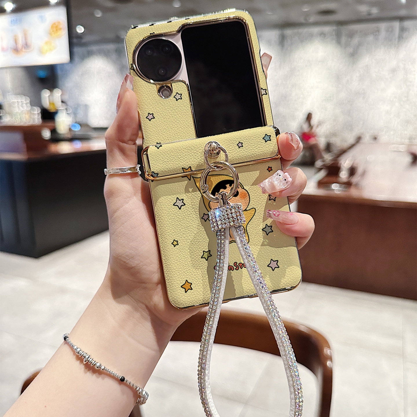 卡通星星小新皮纹折叠屏手机壳