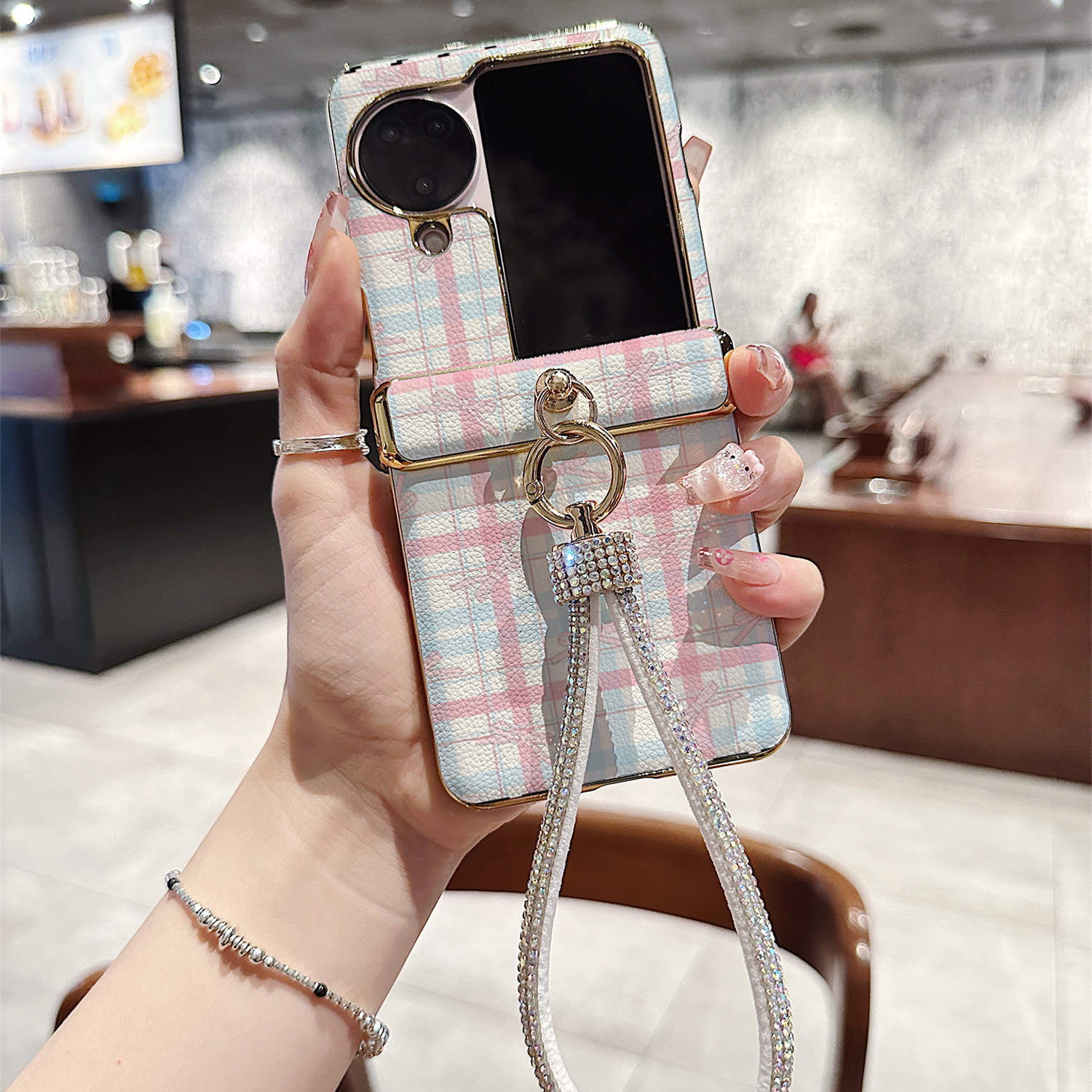 粉蓝格蝴蝶结荔枝纹折叠屏手机壳