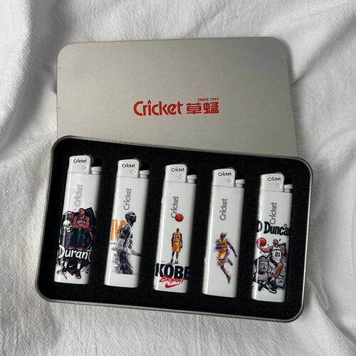草蜢打火机cricket运动风kobe黑曼巴送男生砂轮防爆一次性打火机