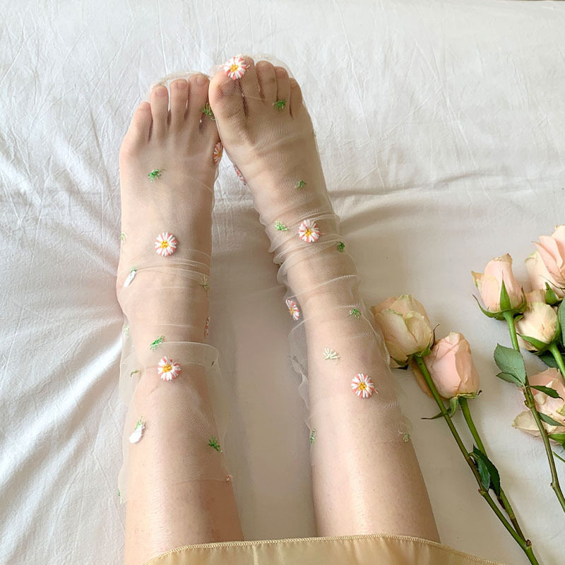 小清新甜美雏菊刺绣花朵袜子女ins夏季超薄透明网纱堆堆袜仙女袜