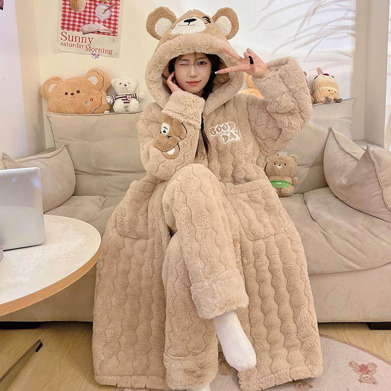 卡通连帽三层夹棉加厚睡衣女冬季可外穿珊瑚绒长款睡袍浴袍家居服