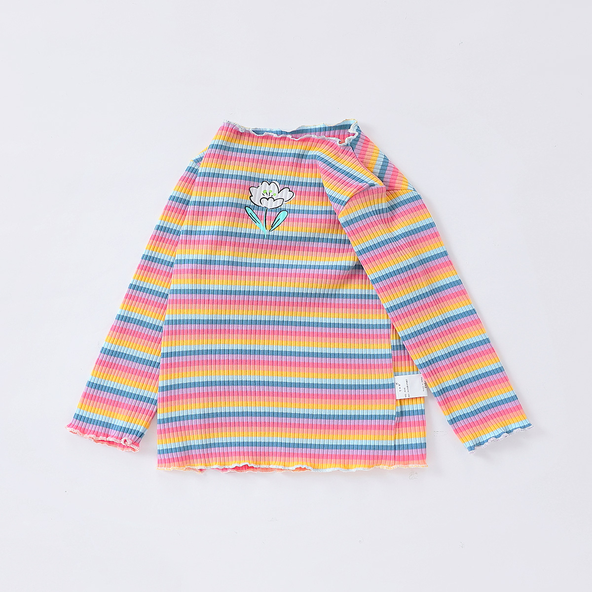 秋季彩虹条纹针织打底衫洋气