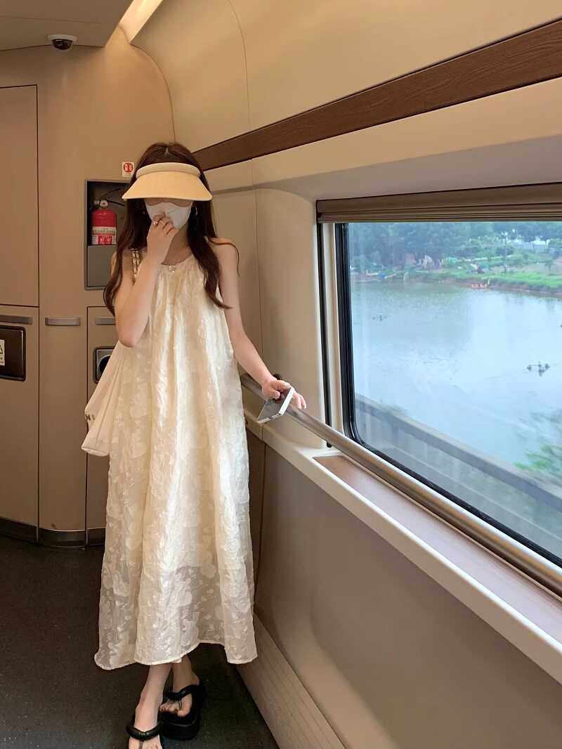 沙滩裙桔梗LUCK夏季挂脖海边度假