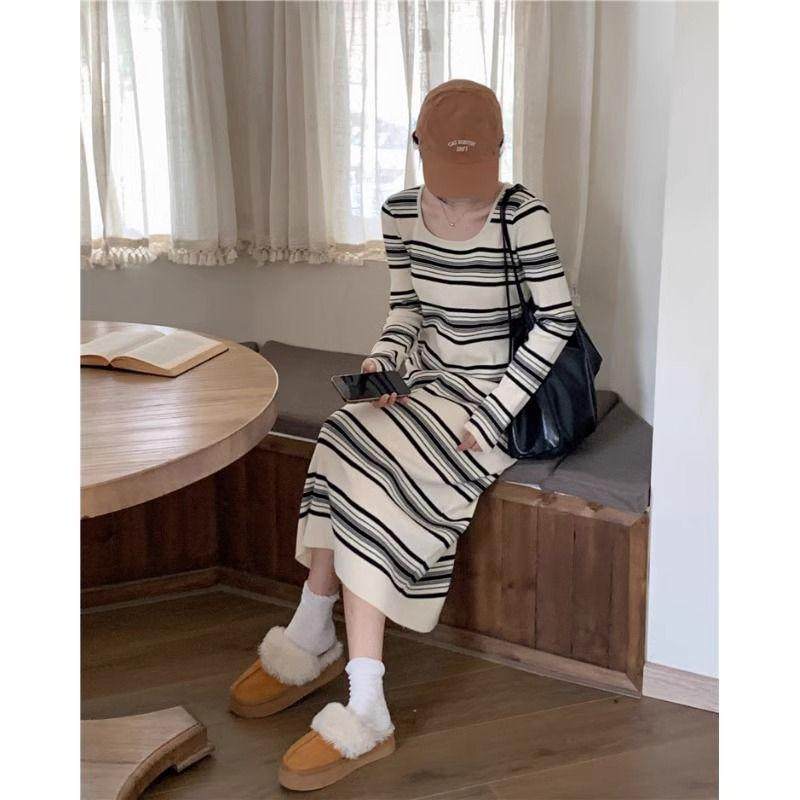 方领撞色条纹长袖连衣裙女装2025春季新款修身显瘦气质中长款裙子
