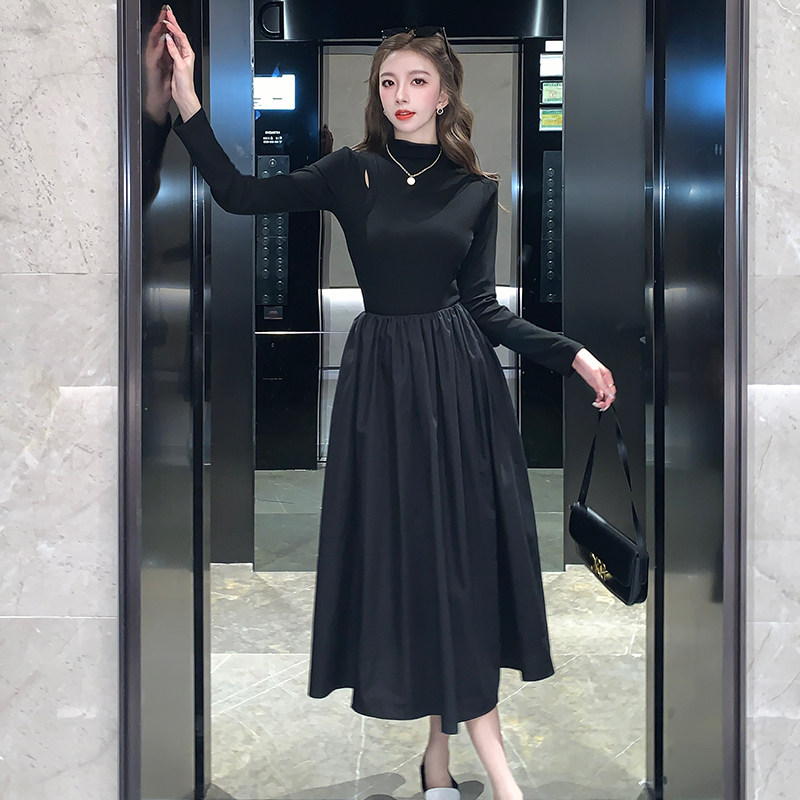 2024春夏新款女法式赫本风黑色连衣裙长袖高级感打底长裙赫本风潮